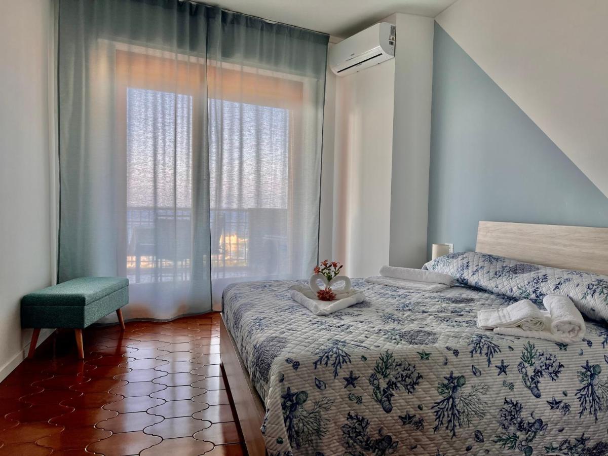Special Home Vista Mare E Parcheggio Privato سانريمو المظهر الخارجي الصورة