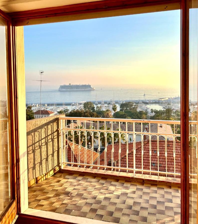 Special Home Vista Mare E Parcheggio Privato سانريمو المظهر الخارجي الصورة
