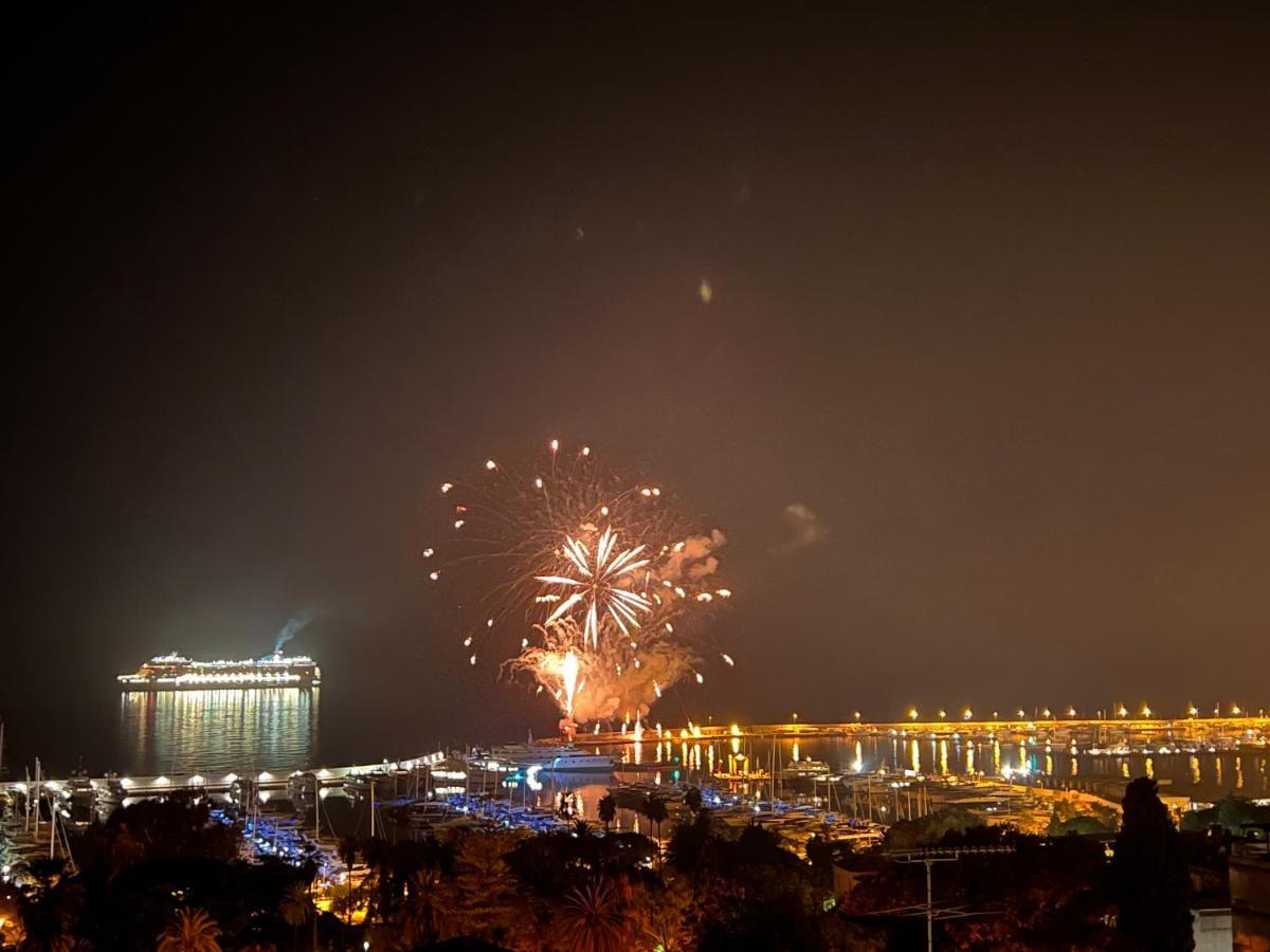 Special Home Vista Mare E Parcheggio Privato سانريمو المظهر الخارجي الصورة
