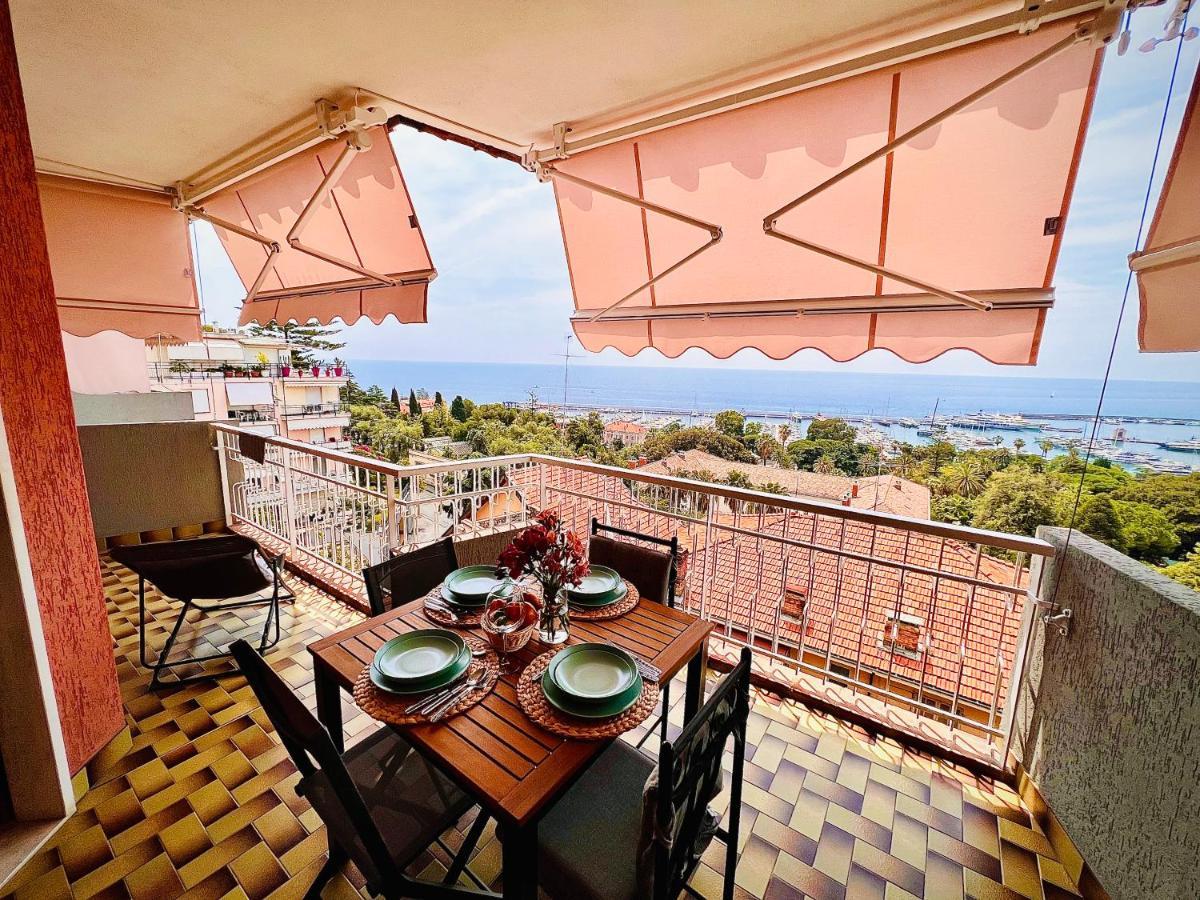 Special Home Vista Mare E Parcheggio Privato سانريمو المظهر الخارجي الصورة