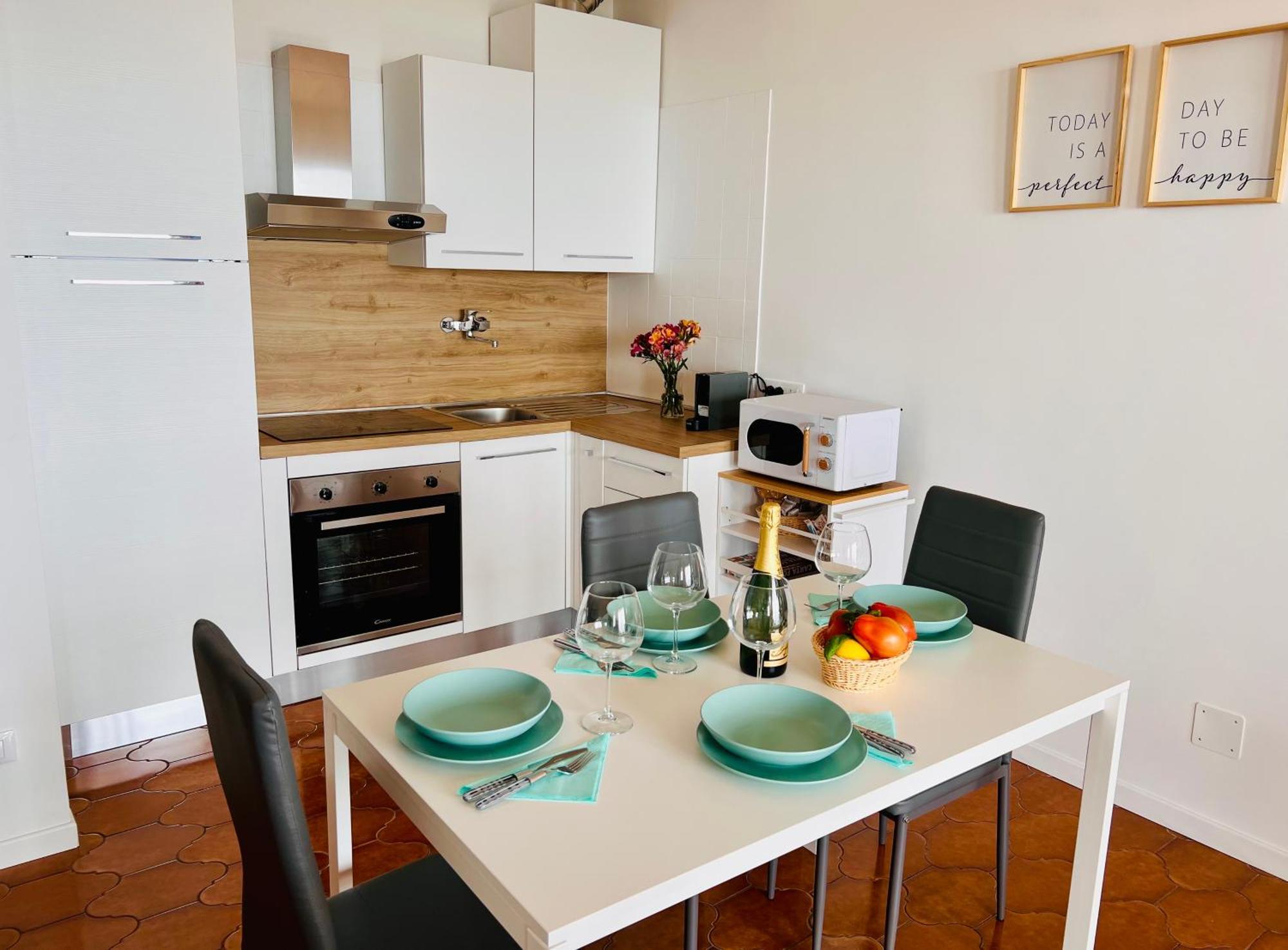 Special Home Vista Mare E Parcheggio Privato سانريمو المظهر الخارجي الصورة